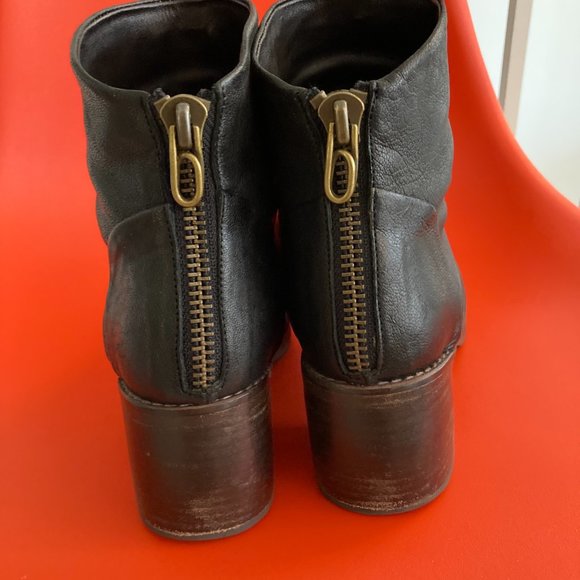 P Monjo Zip Back P1249 Boot - Picture 2 of 6